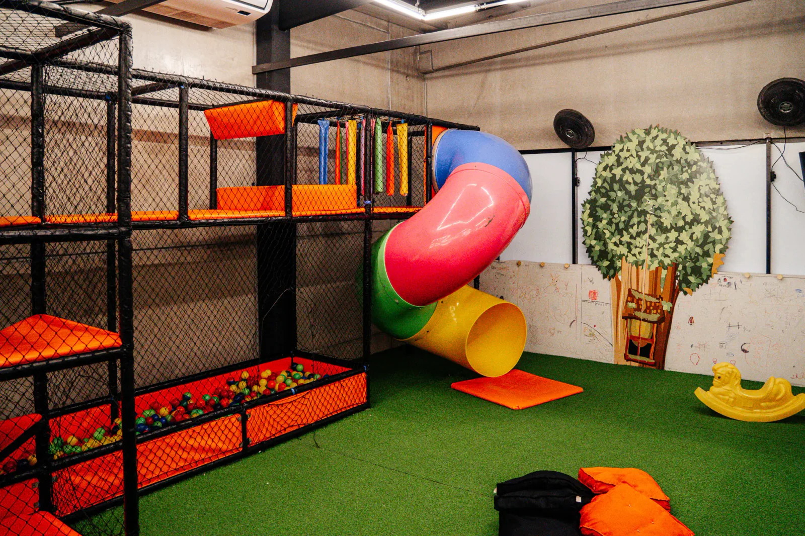 Espaço Kids da Academia Kirra